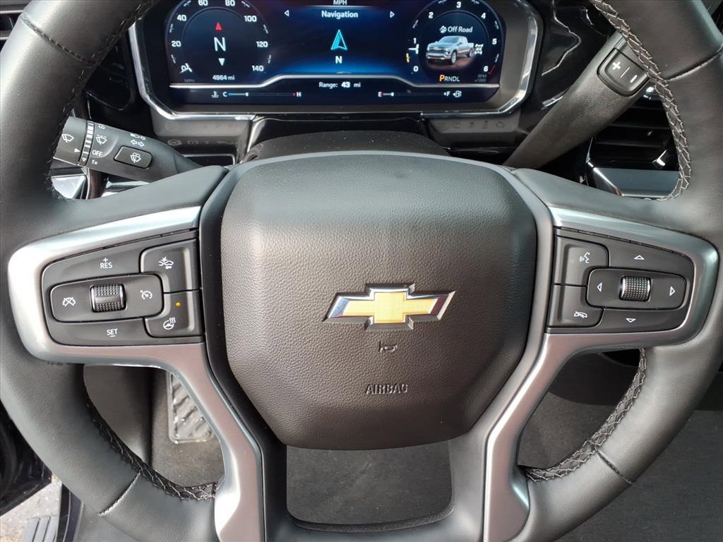 Used 2023 Chevrolet Silverado 1500 LT image 32