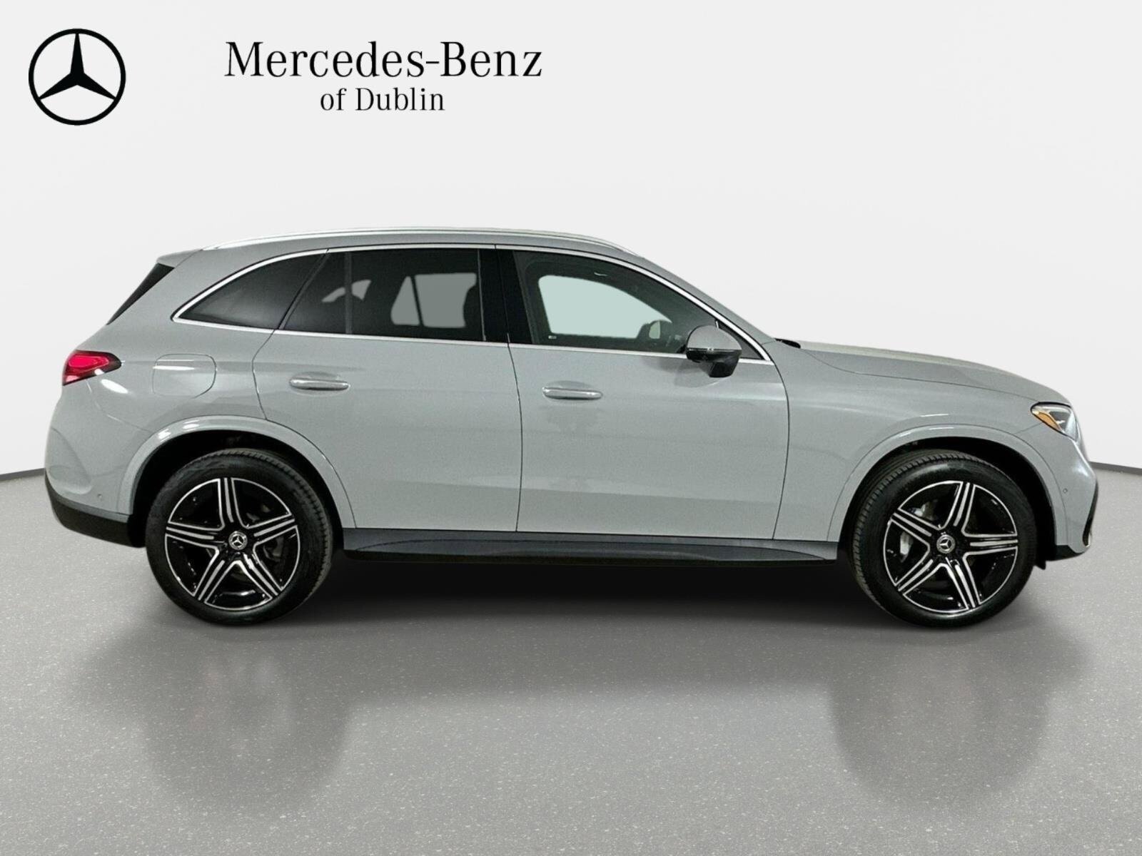 Used 2027 Mercedes-Benz GLC 300 4MATIC image 4