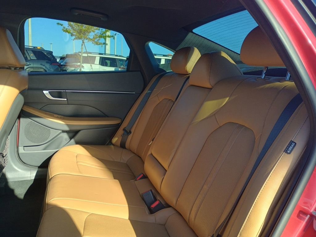 Used 2021 Hyundai Sonata Limited FWD image 17