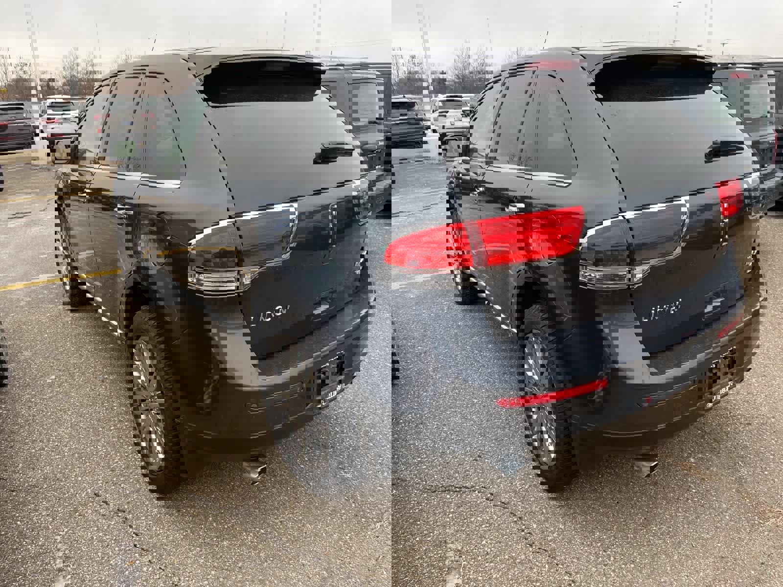 Used 2013 Lincoln MKX AWD image 9