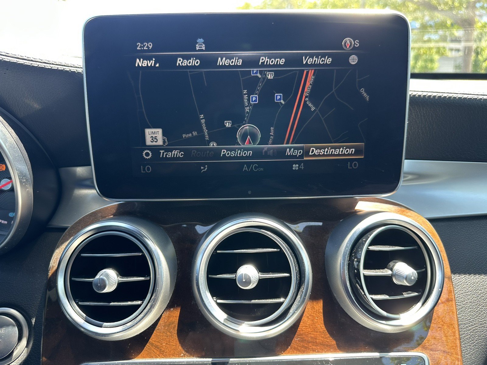 Used 2019 Mercedes-Benz GLC 350e 4MATIC image 24