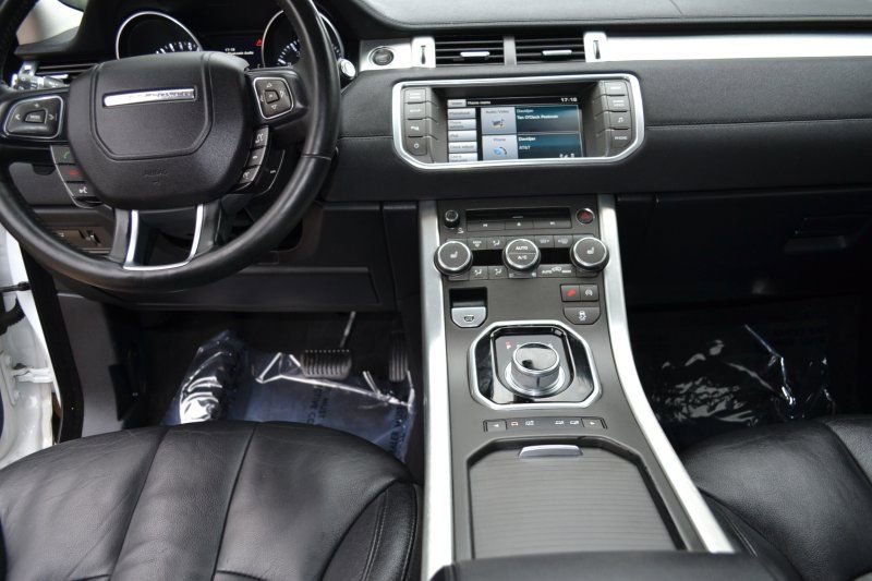 Used 2015 Land Rover Range Rover Evoque Pure Plus AWD/4WD image 24