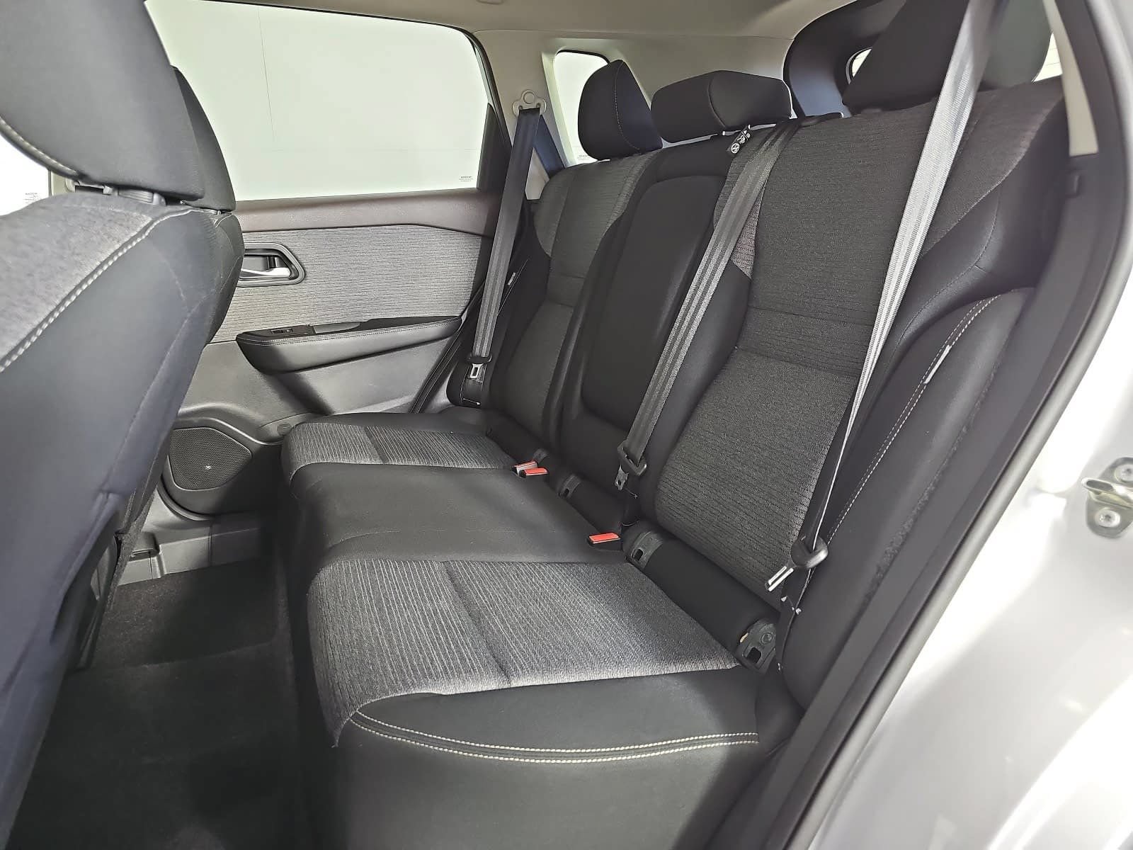 Used 2021 Nissan Rogue SV FWD image 13