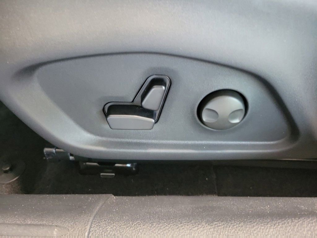 New 2025 Jeep Compass Latitude w/ Convenience Group image 10