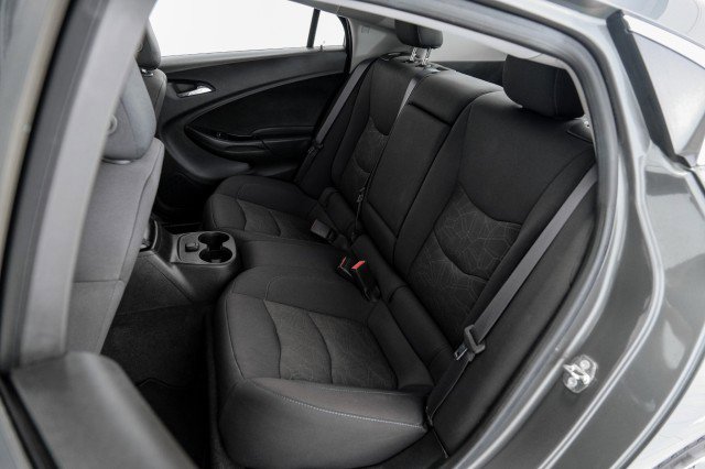 Used 2017 Chevrolet Volt LT w/ Comfort Package FWD image 37