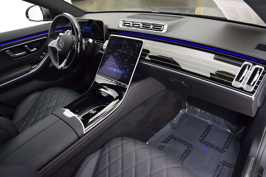 Used 2025 Mercedes-Benz S 580 4MATIC Sedan image 15