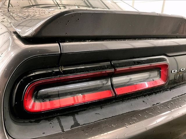 Used 2016 Dodge Challenger R/T Plus RWD image 28