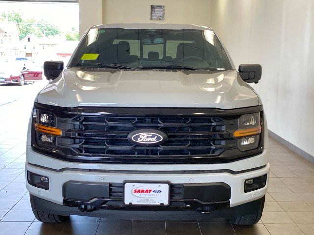 New 2026 Ford F150 XLT w/ Equipment Group 302A MID AWD/4WD image 3