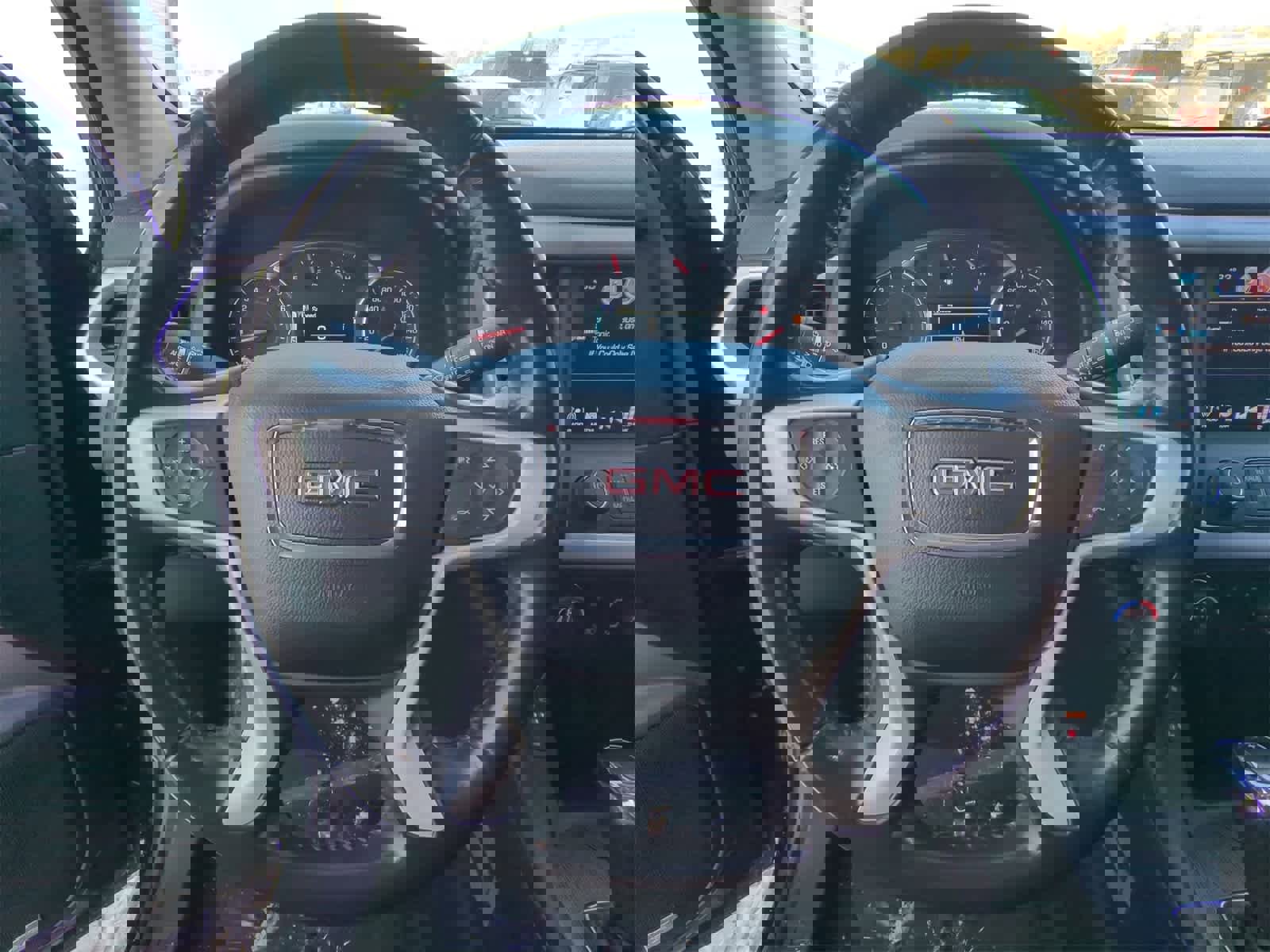 Used 2018 GMC Acadia SLT image 29