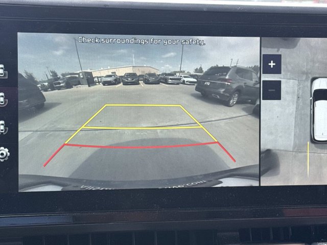 Used 2022 Kia Carnival SX FWD image 32