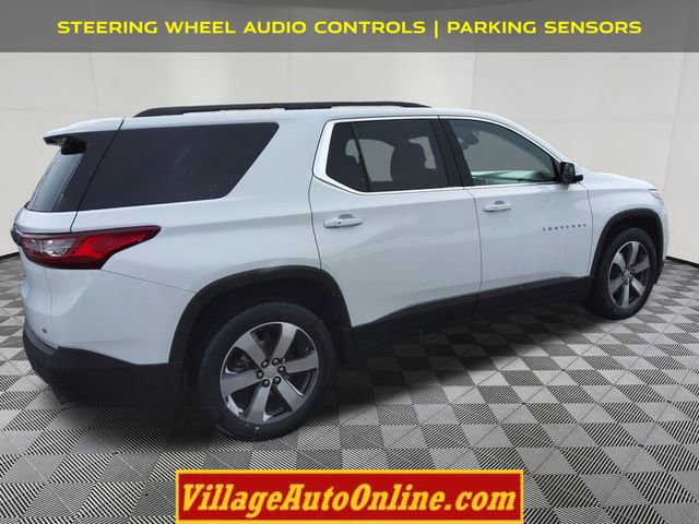 Used 2019 Chevrolet Traverse LT w/ LT Premium Package image 4