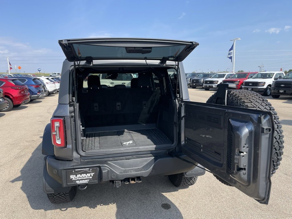 Used 2022 Ford Bronco Wildtrak image 35
