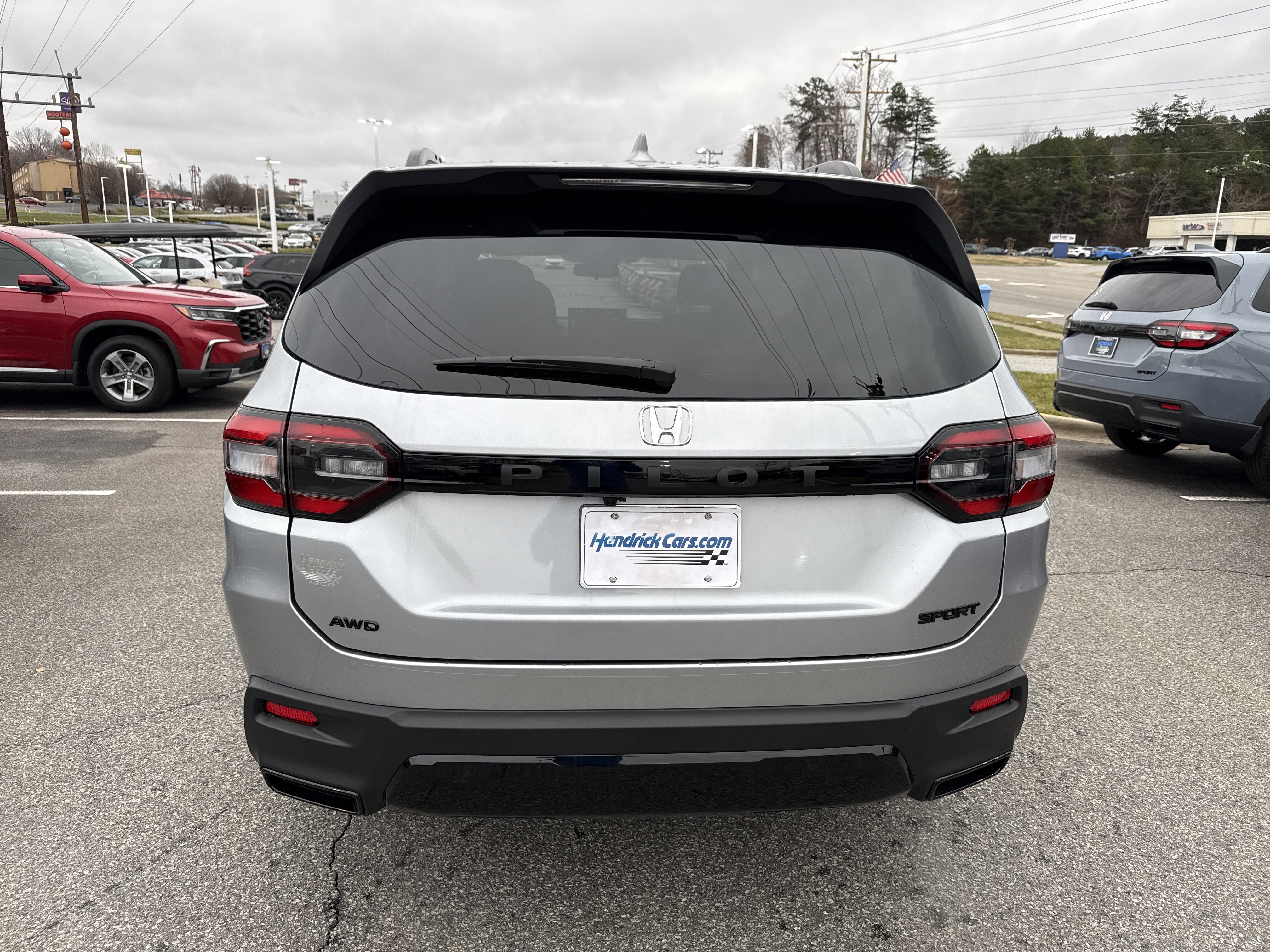 New 2026 Honda Pilot Sport image 8