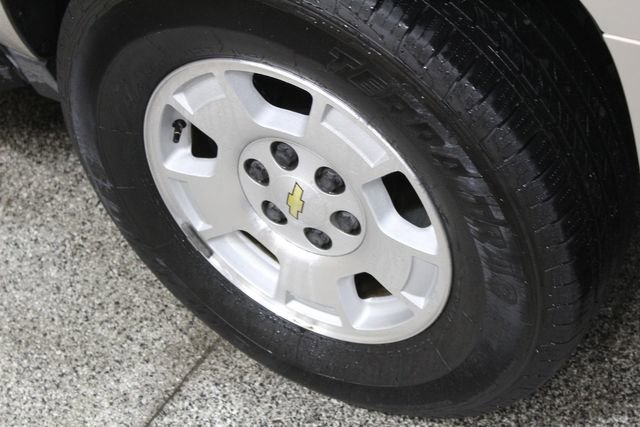 Used 2007 Chevrolet Suburban LT w/ LT Preferred Equipment Group image 28