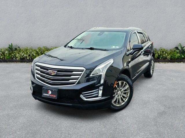 Used 2017 Cadillac XT5 Luxury w/ Driver Awareness Package AWD/4WD image 2