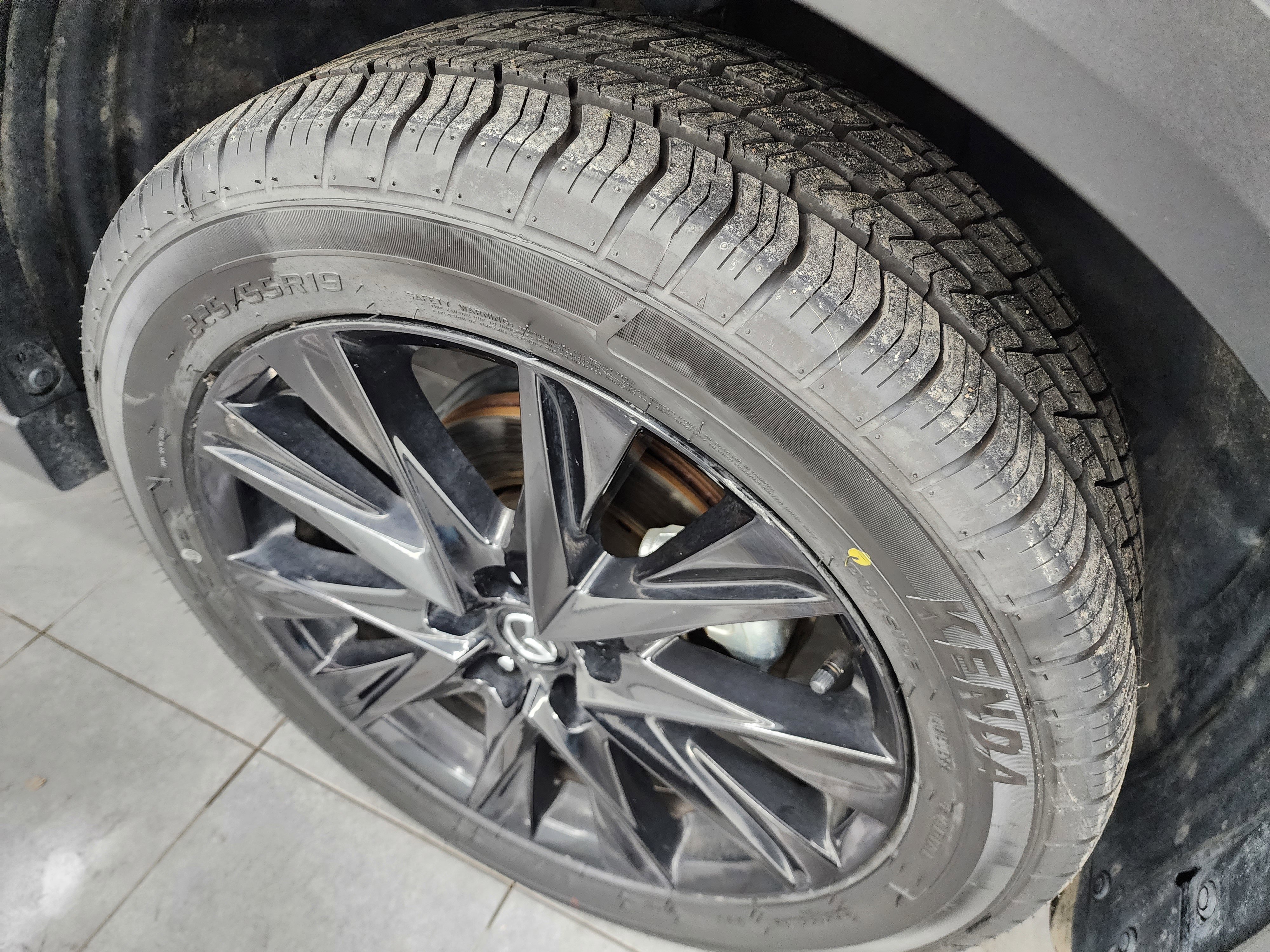 Used 2024 MAZDA CX-5 Carbon Edition image 3