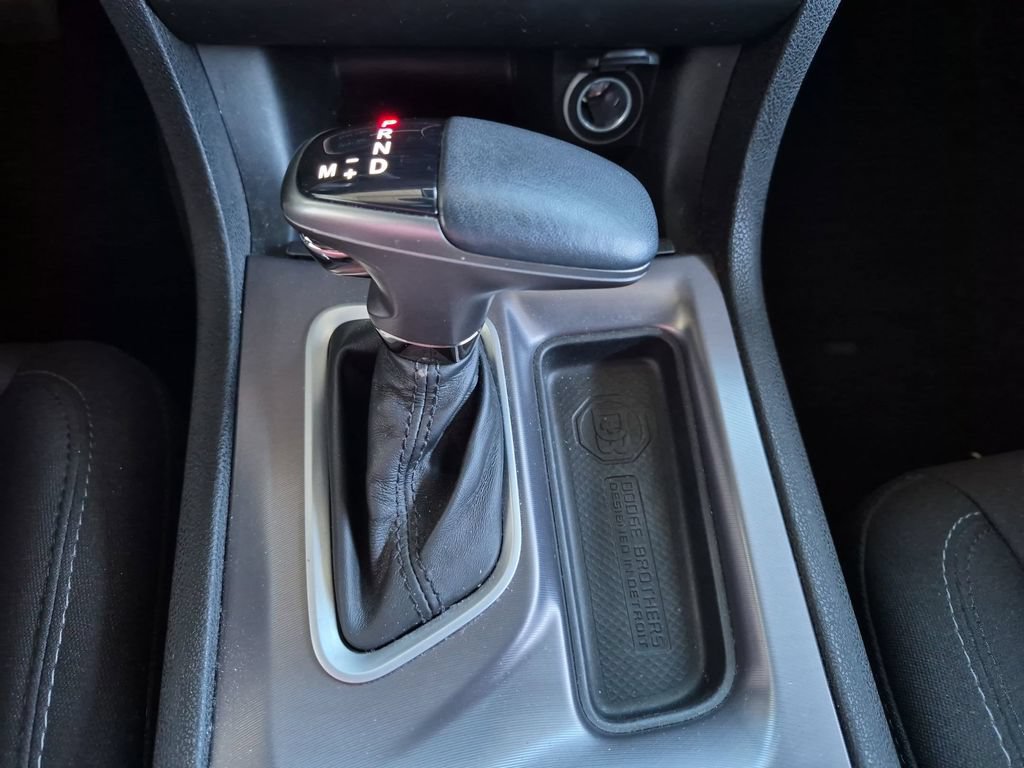 Used 2021 Dodge Charger R/T w/ Driver Convenience Group RWD image 11