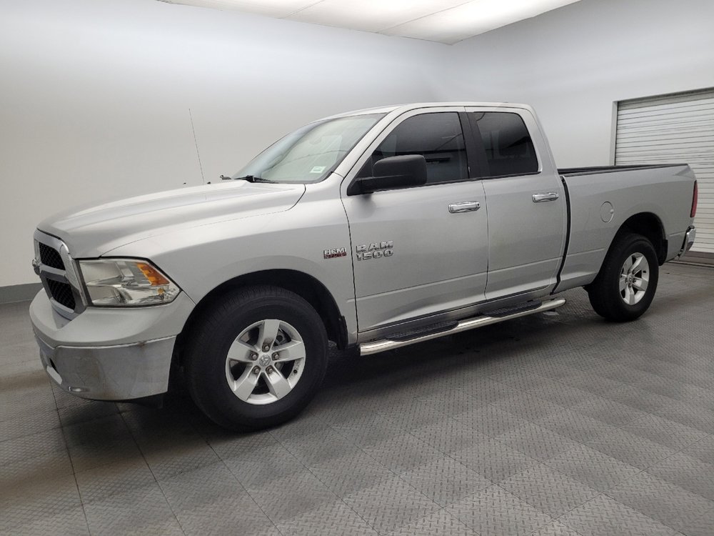 Used 2014 RAM 1500 Classic SLT RWD image 2
