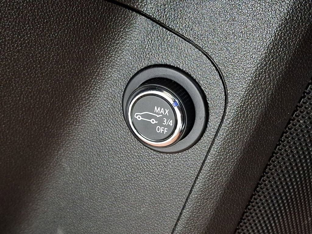 Used 2021 GMC Acadia SLE w/ Driver Convenience Package image 23