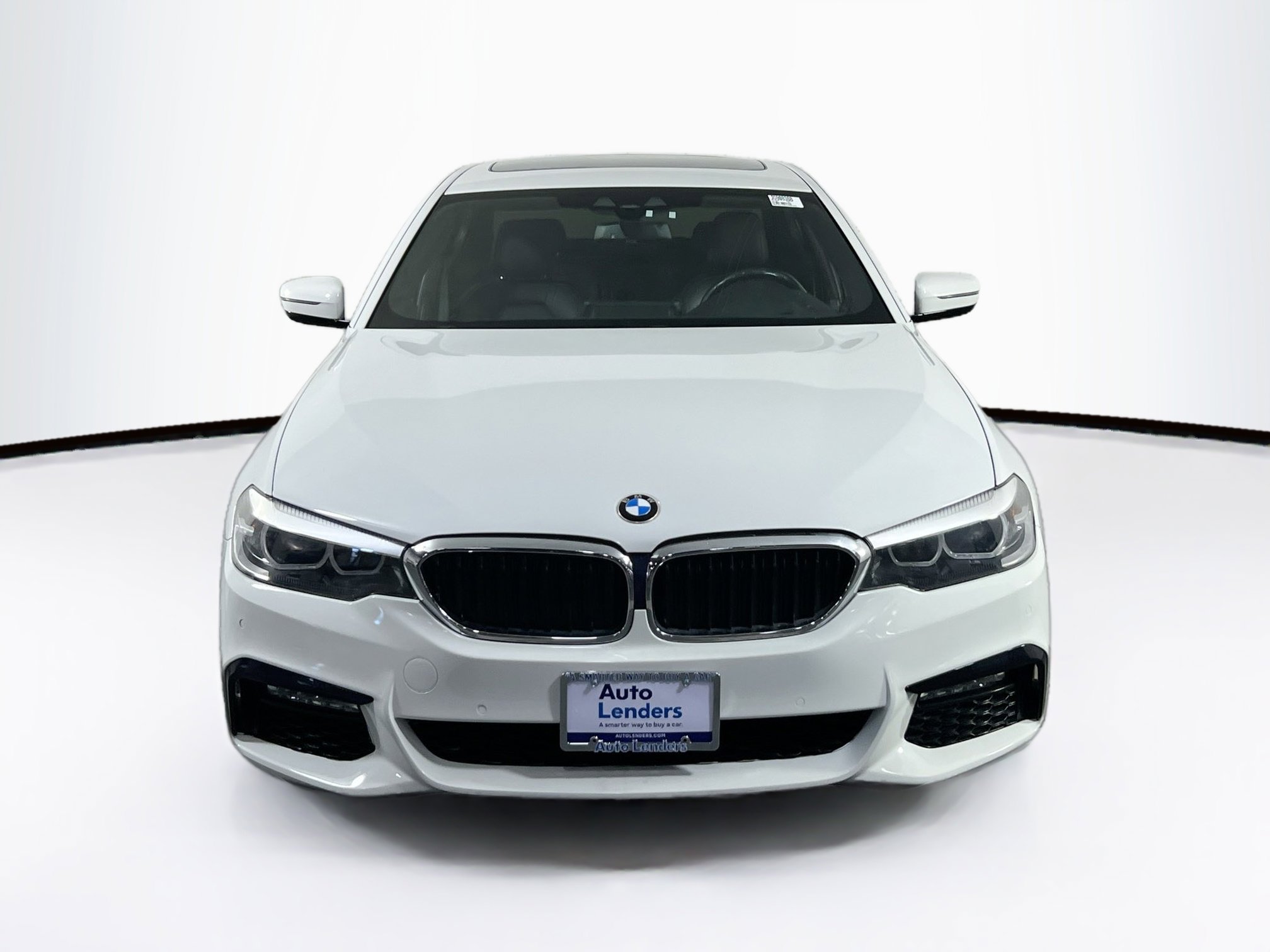 Used 2018 BMW 530i xDrive image 2