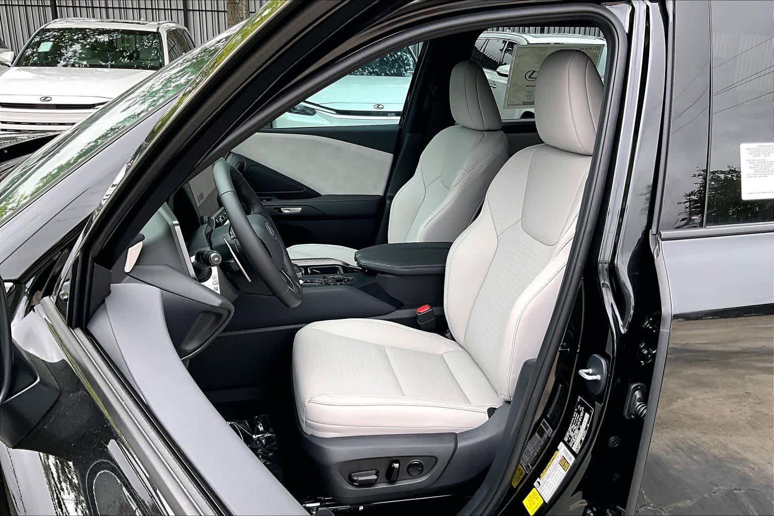New 2026 Lexus TX 350 AWD image 16