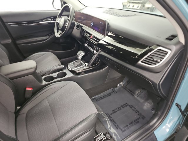Used 2024 Kia Seltos S AWD/4WD image 35