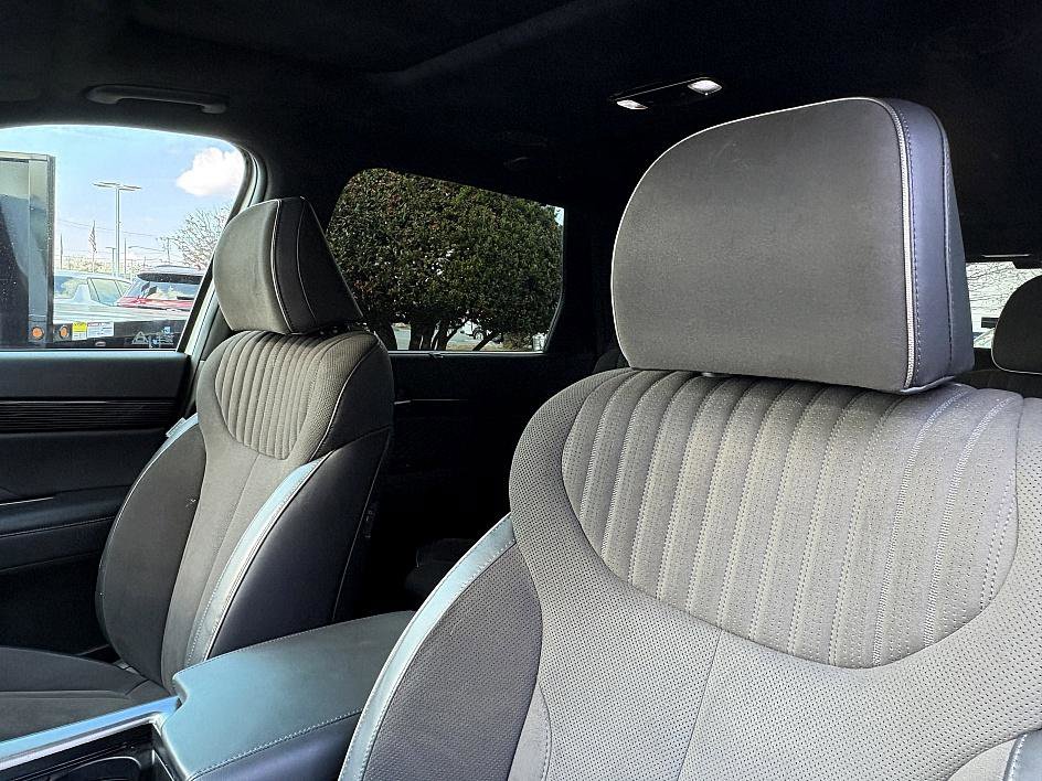 Used 2025 Hyundai Palisade Calligraphy image 20