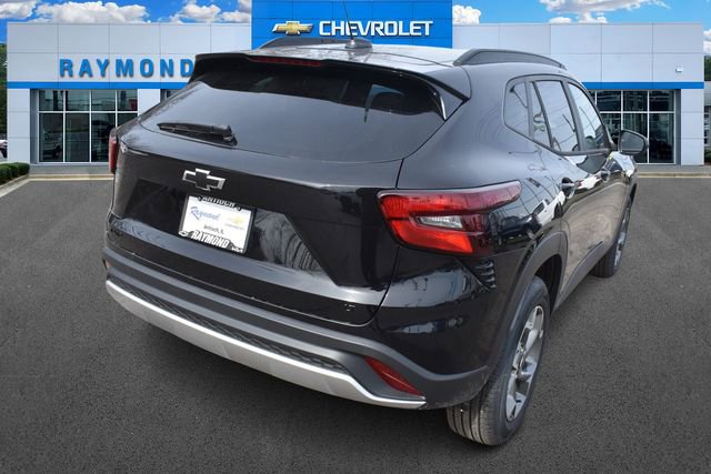 New 2026 Chevrolet Trax LT w/ LT Convenience Package image 4