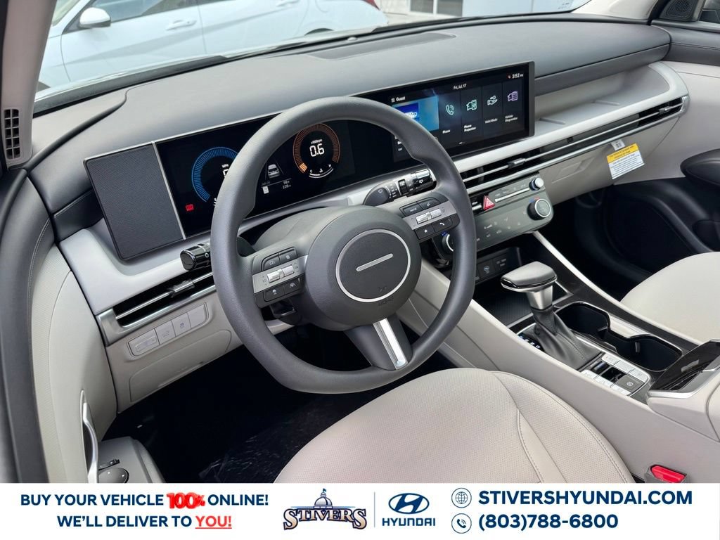New 2026 Hyundai Tucson SEL Plus AWD/4WD image 2