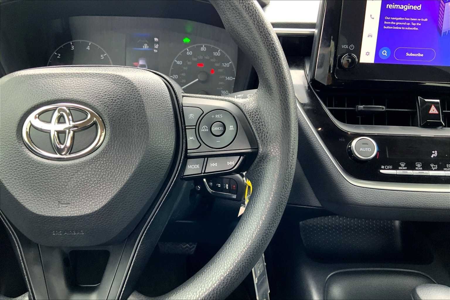 Used 2024 Toyota Corolla LE FWD image 24