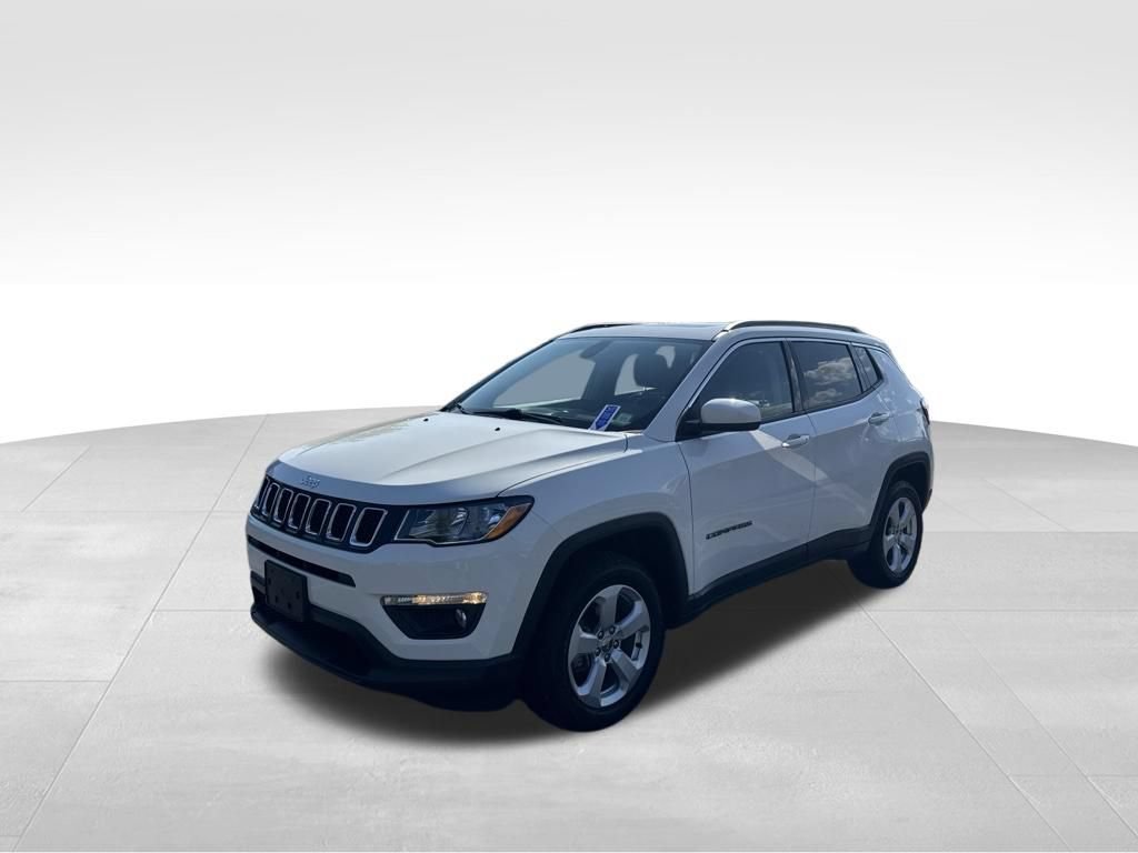 Certified 2021 Jeep Compass Latitude w/ Sun and Sound Group AWD/4WD image 9