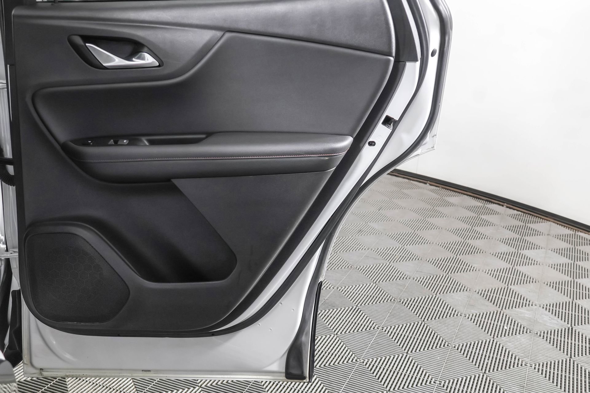 Used 2019 Chevrolet Blazer RS image 47