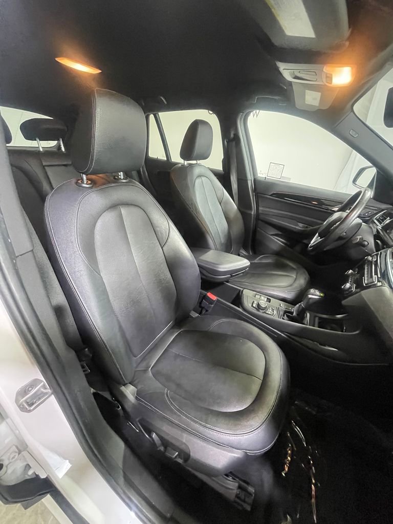 Used 2018 BMW X1 sDrive28i image 18