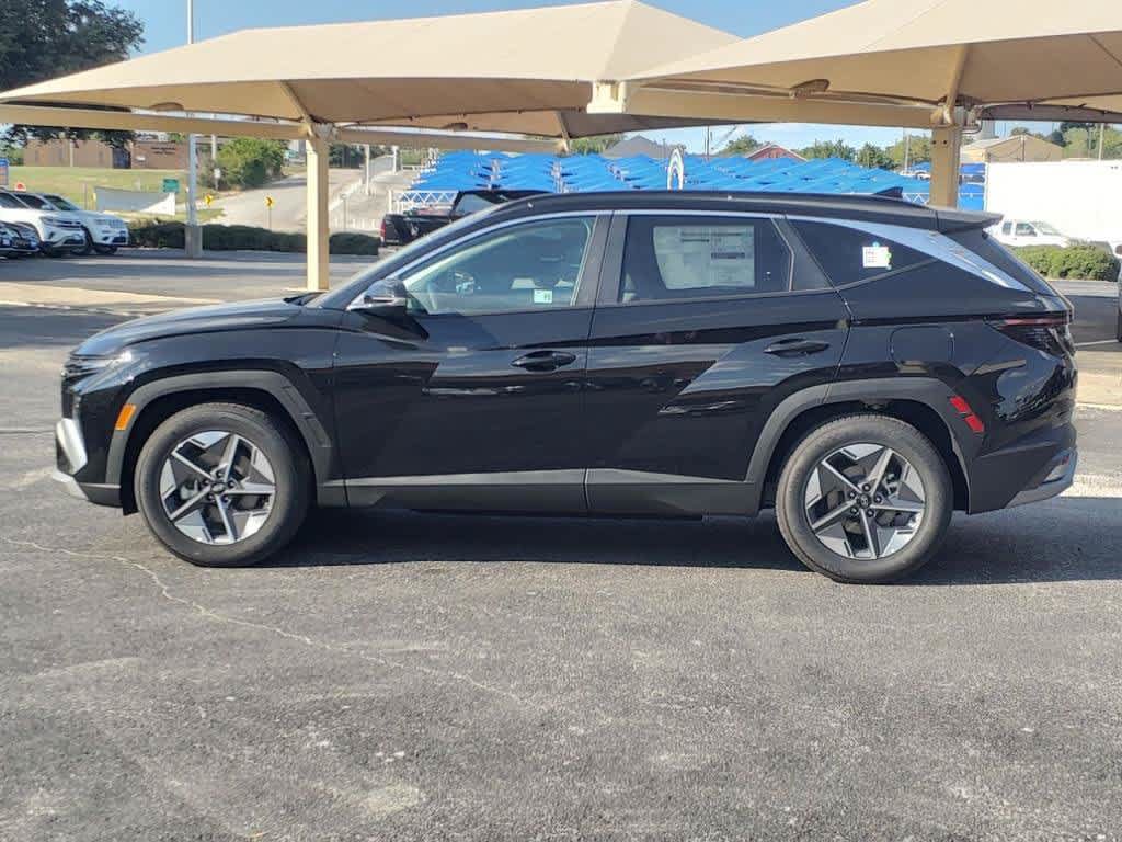 Certified 2025 Hyundai Tucson SEL FWD image 8