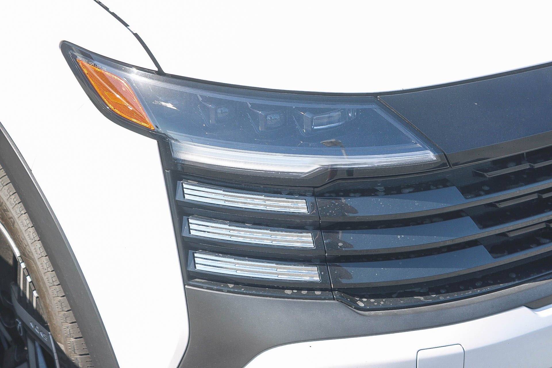 Used 2025 Nissan Kicks SV w/ Charging Package FWD image 2