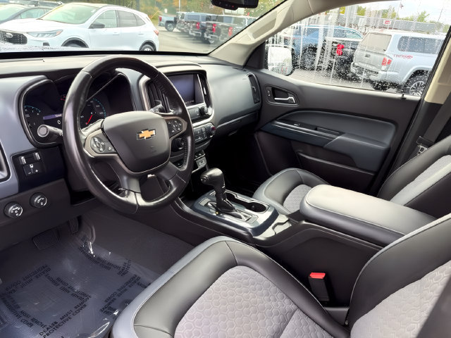 Used 2019 Chevrolet Colorado Z71 AWD/4WD image 13