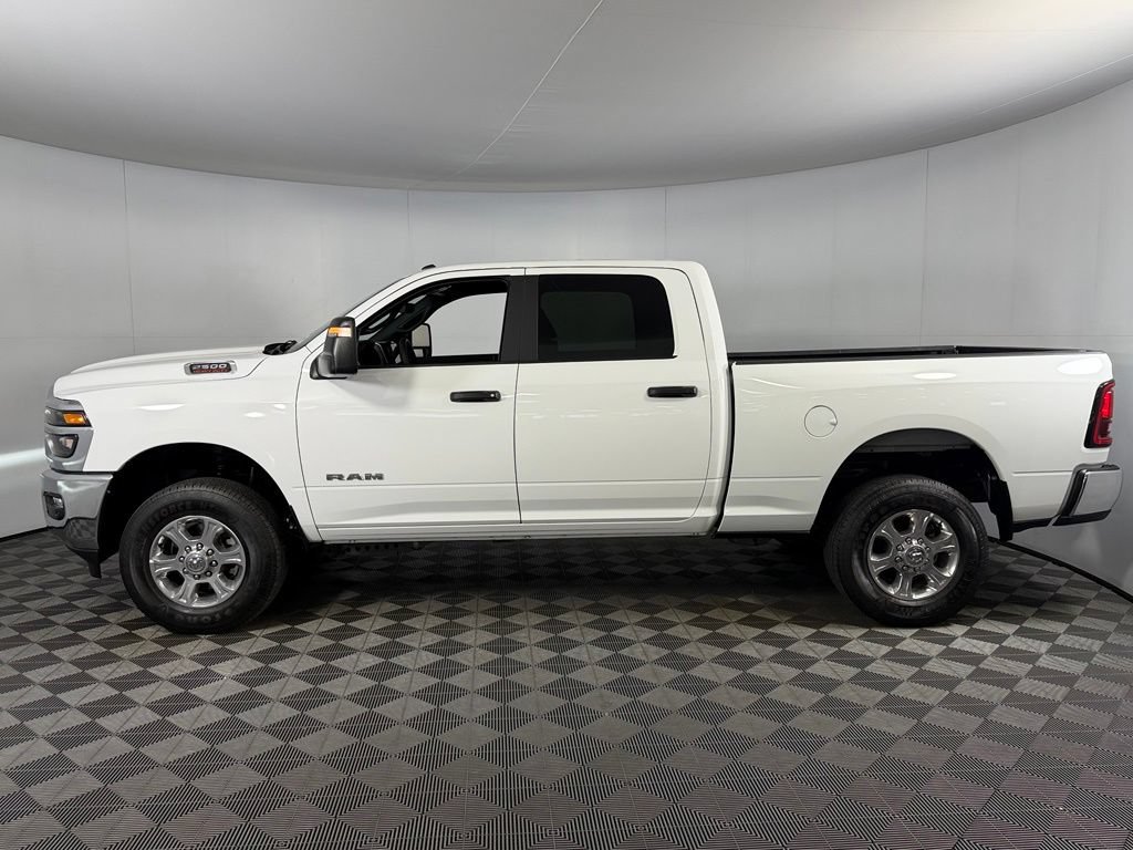 Used 2025 RAM 2500 Big Horn AWD/4WD image 10