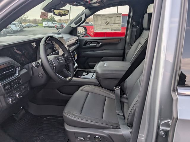 New 2026 GMC Yukon XL Denali w/ Denali Reserve Package image 12