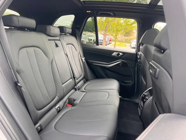 Used 2020 BMW X5 xDrive40i w/ Premium Package AWD/4WD image 27