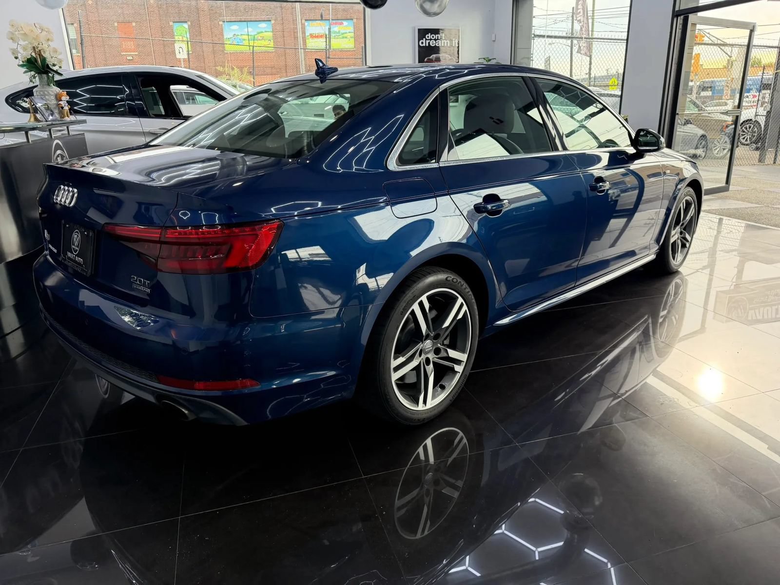Used 2017 Audi A4 2.0T Premium Plus w/ Premium Plus Package AWD/4WD image 4