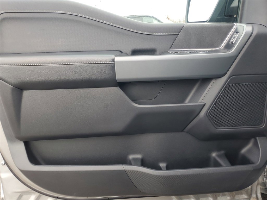 Used 2025 Ford F150 XLT w/ Equipment Group 302A MID image 11