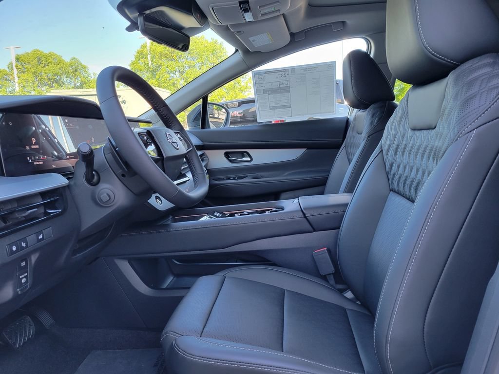 New 2026 Nissan Murano Platinum w/ Cargo Package AWD/4WD image 13