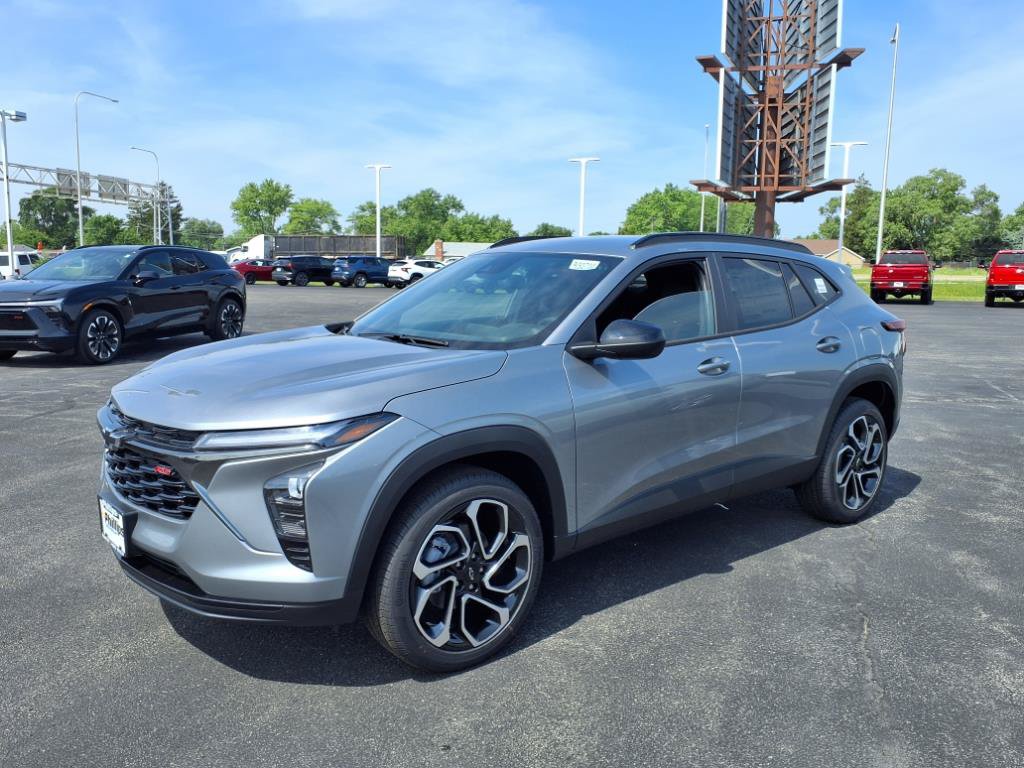 New 2025 Chevrolet Trax RS w/ Driver Confidence Package FWD image 7