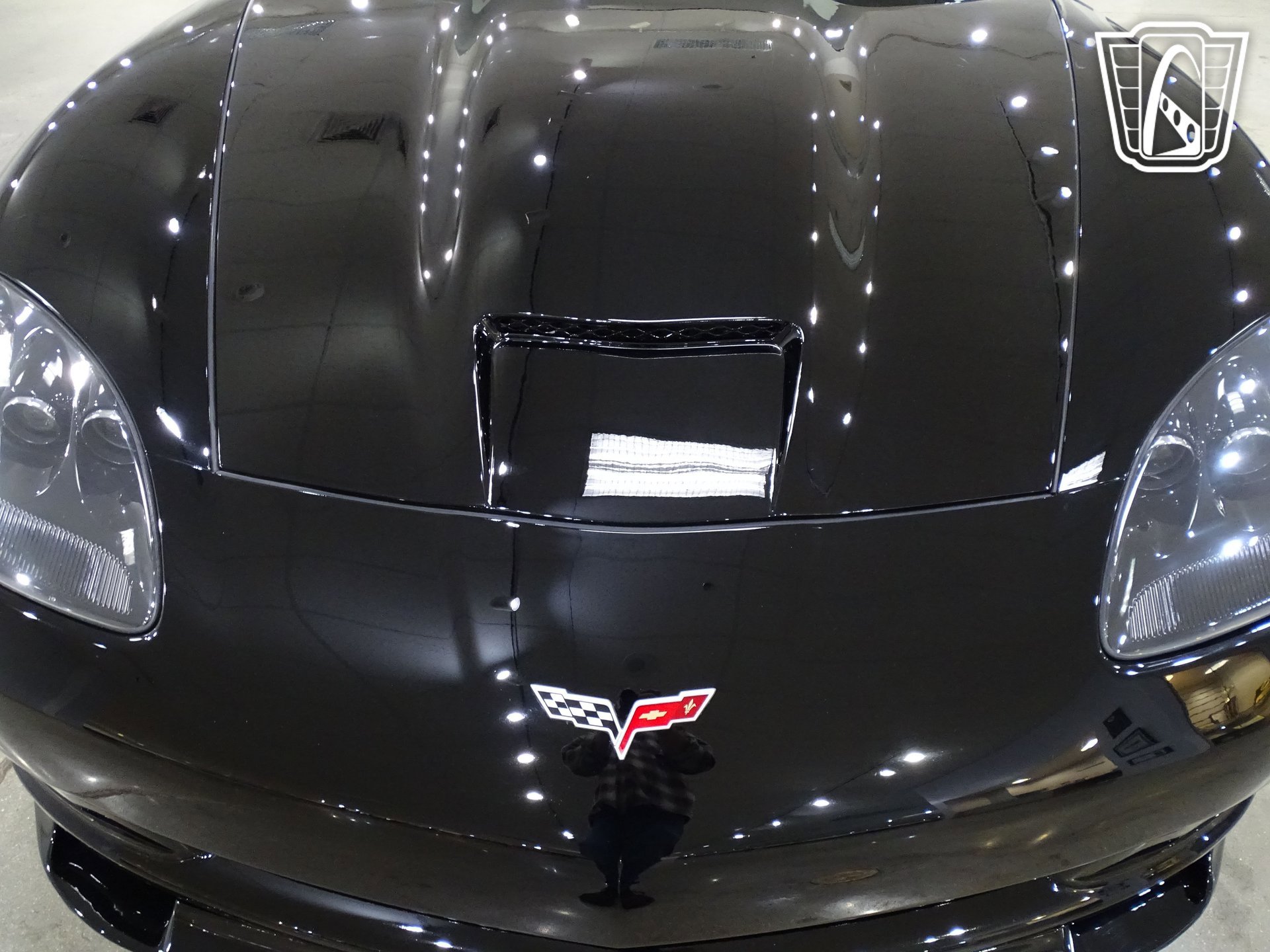 Used 2006 Chevrolet Corvette Coupe w/ Performance Package image 26