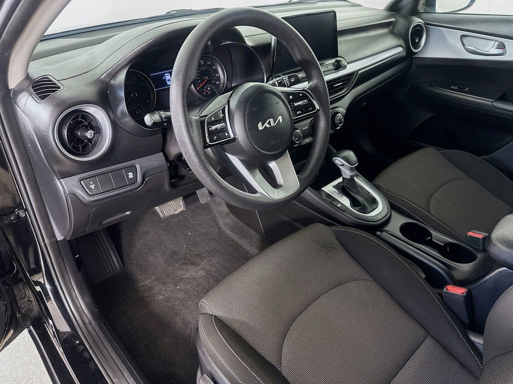 Certified 2023 Kia Forte LX image 17