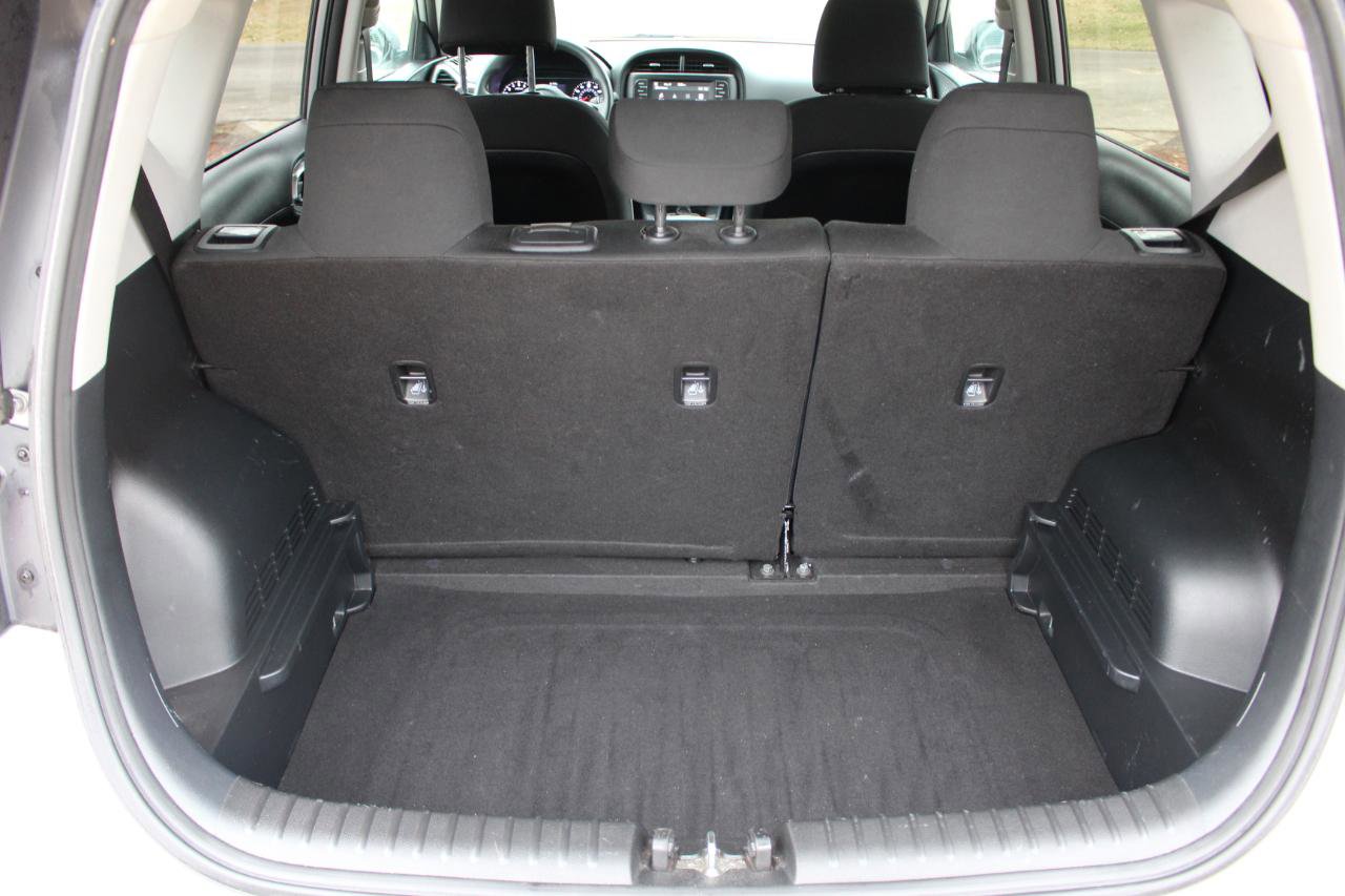 Used 2021 Kia Soul LX image 37