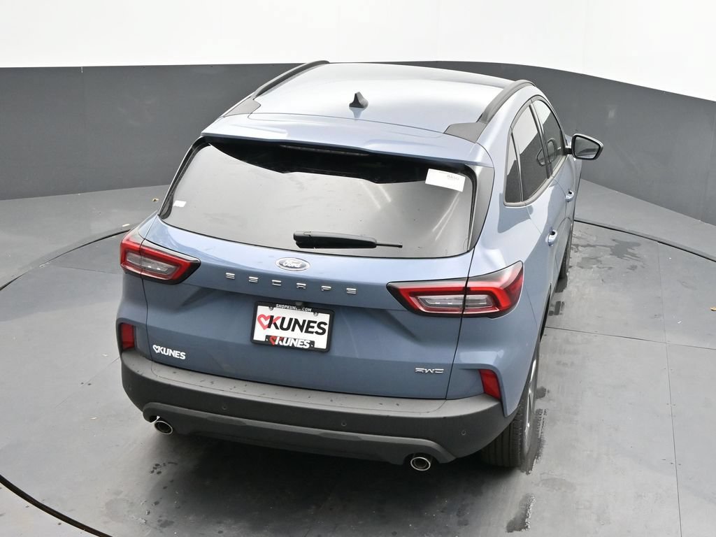 New 2026 Ford Escape ST-Line w/ Tech Pack #1 AWD/4WD image 35