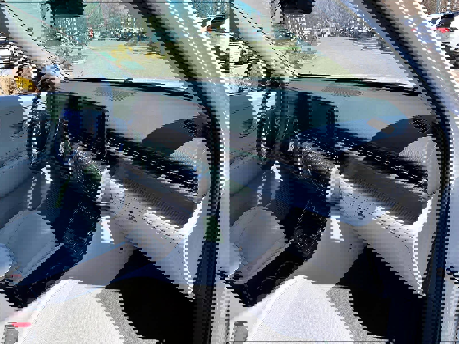 Used 2024 Hyundai Kona SEL w/ Convenience Package image 14