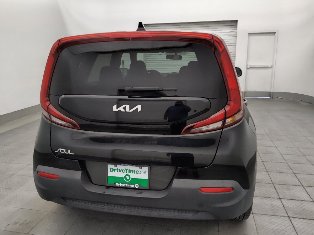 Used 2022 Kia Soul LX FWD image 7