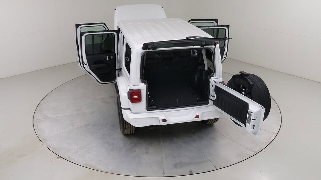 Used 2021 Jeep Wrangler Unlimited Sahara image 50